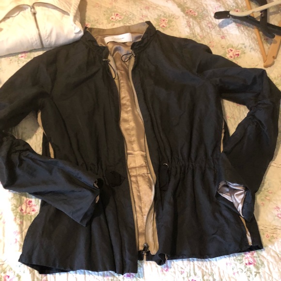 Jackets - Picture 3 of 7